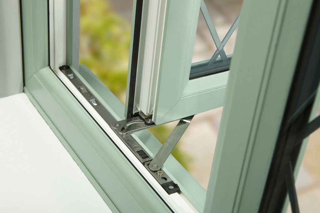 We sell window hinges for all pvc and aluminium windows throughout Ireland. Whether its a broken pvc window hinge or aluminium window hinge we can replace them for you. we supply and fit