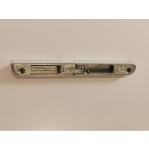 Best Place to buy The G-22826-01 centre latch keep plate The G-22826-01 is suitable to suit the GU Fercomatic multipoint locking system. Right and left handed keeps available in our online store